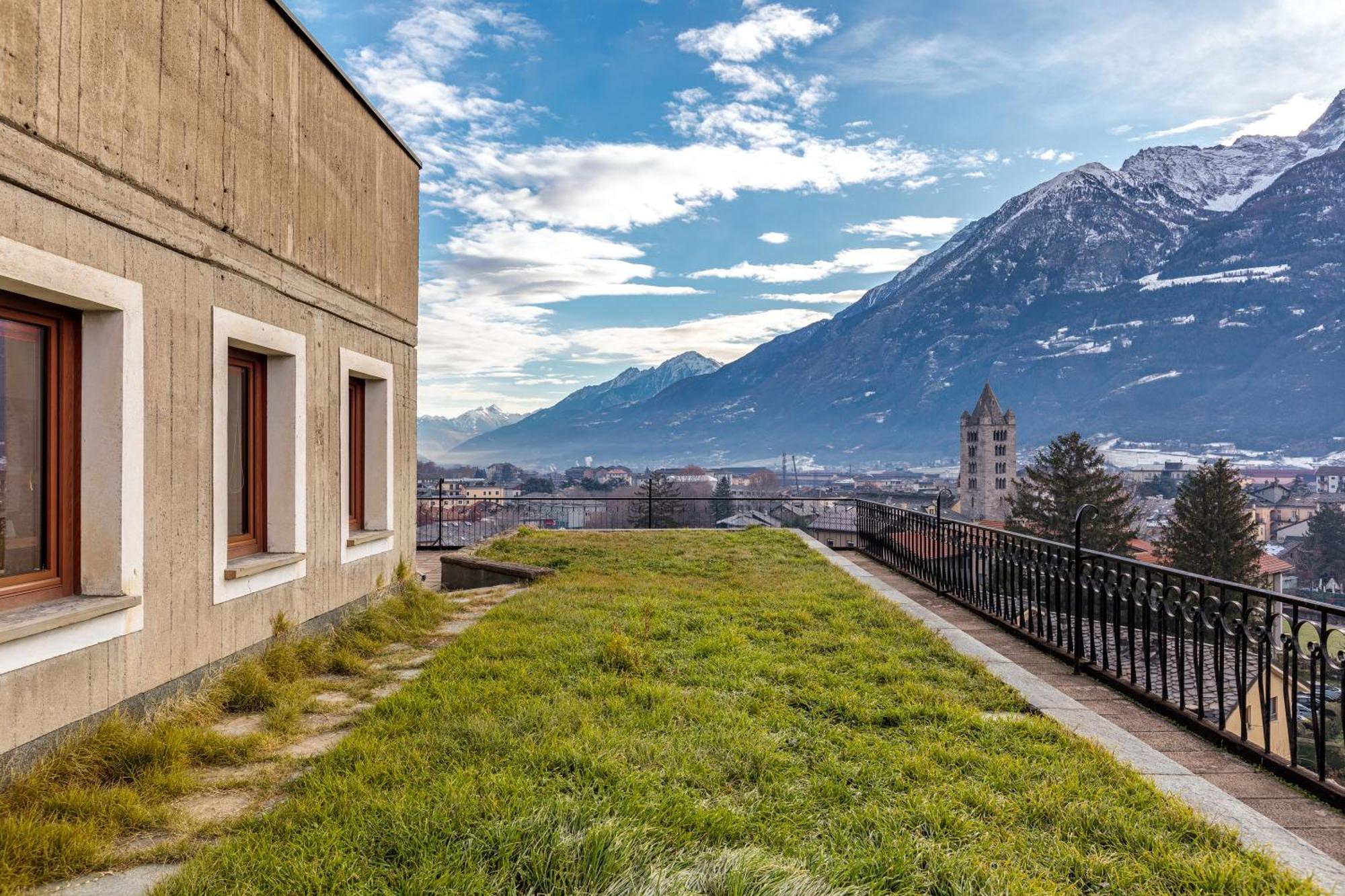 Attico Esclusivo Teatro Romano Aosta Buitenkant foto